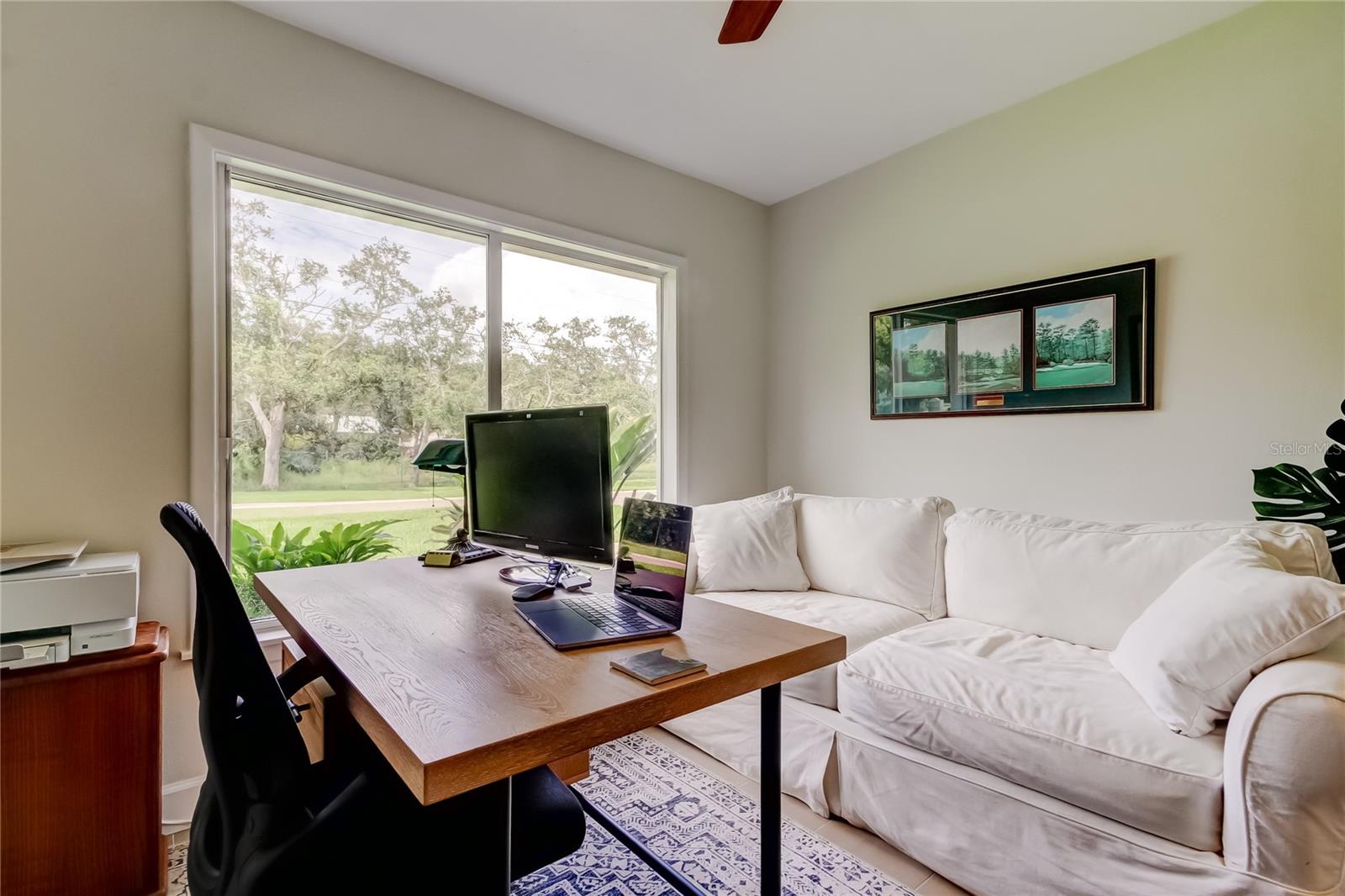 Office / 4th Bedroom