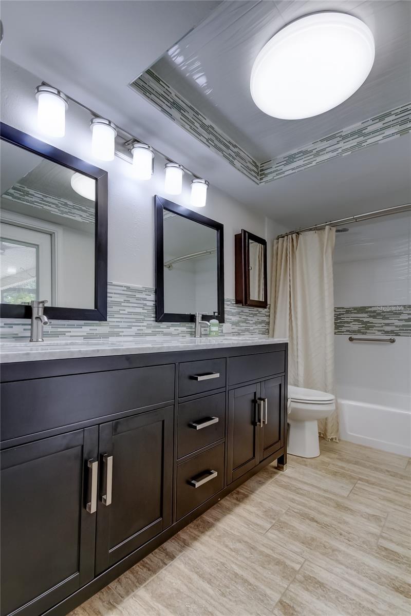 2nd Bathroom