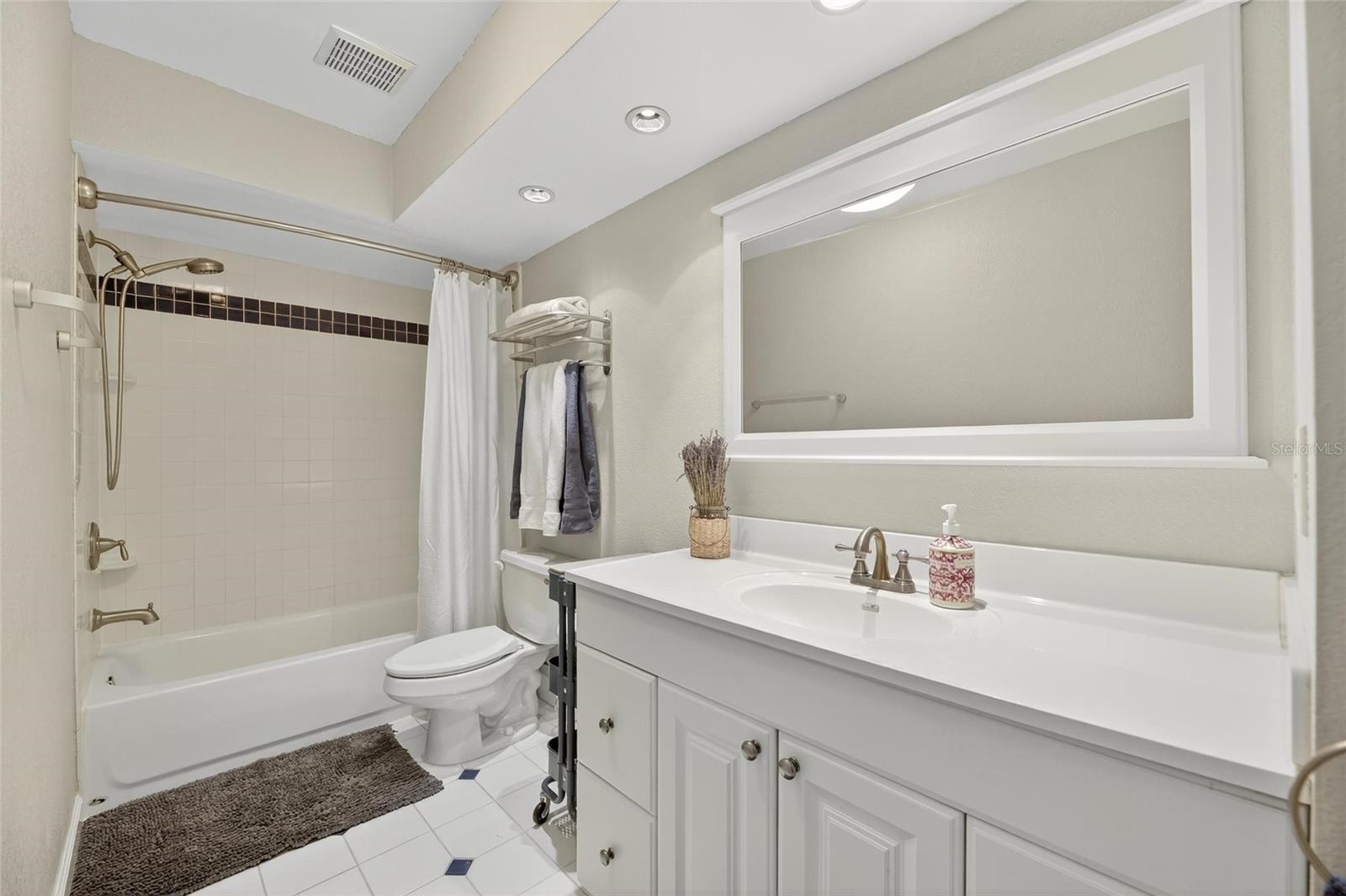 Upstairs Bath