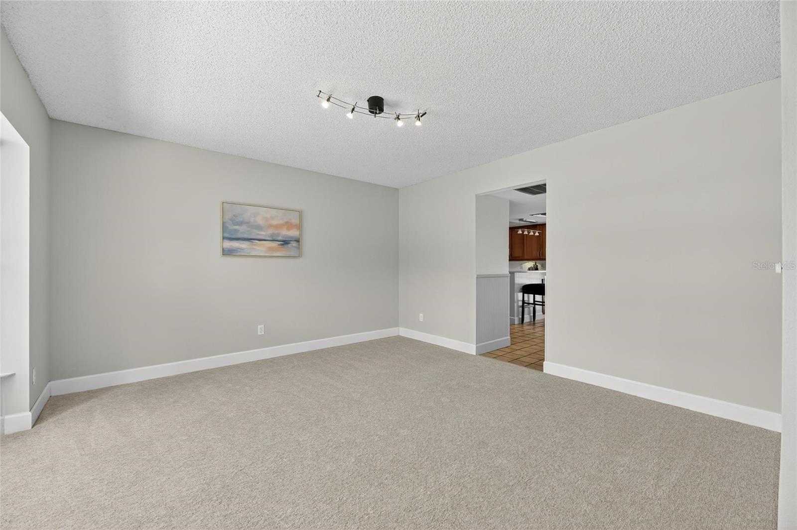 Dining room into kitchen