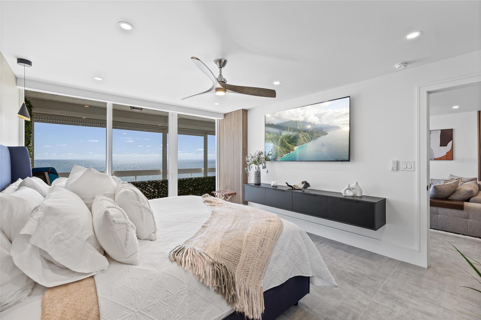 MASTER BEDROOM