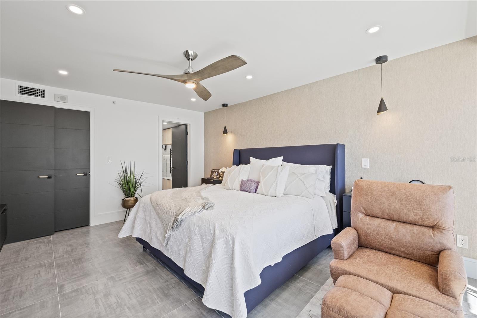 MASTER BEDROOM