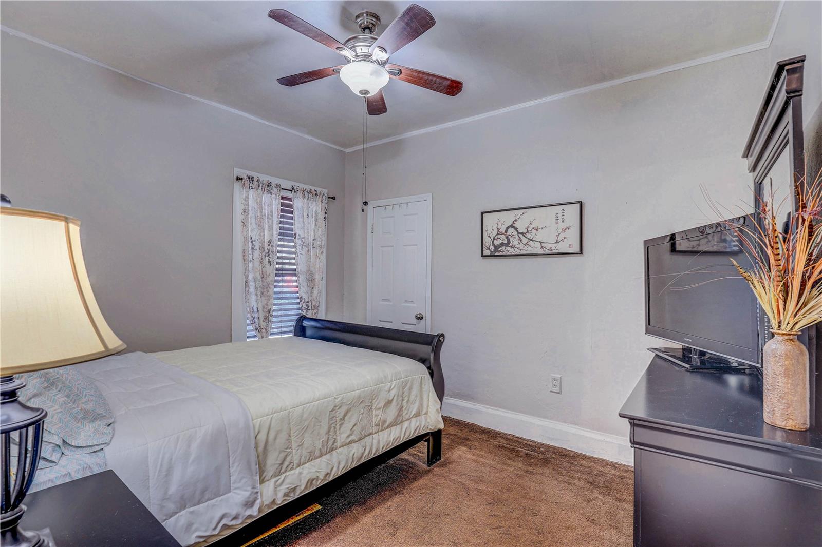 Bedroom 2/Walk-In Closet