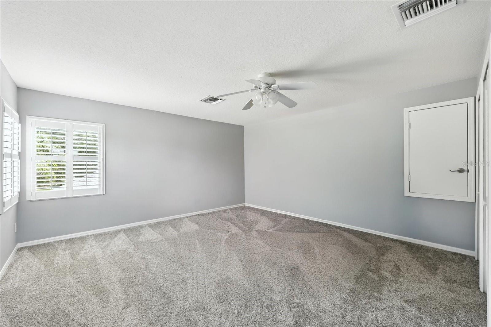 Upstairs Bedroom/Bonus Room with Closet