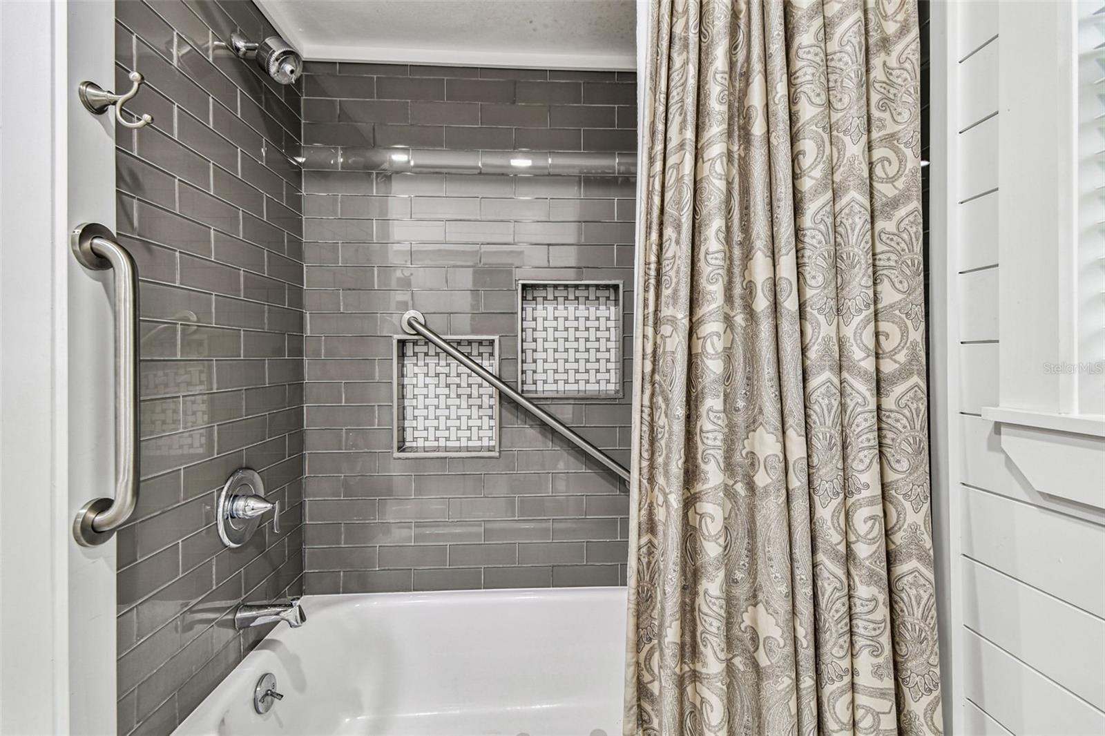 2nd Bathroom