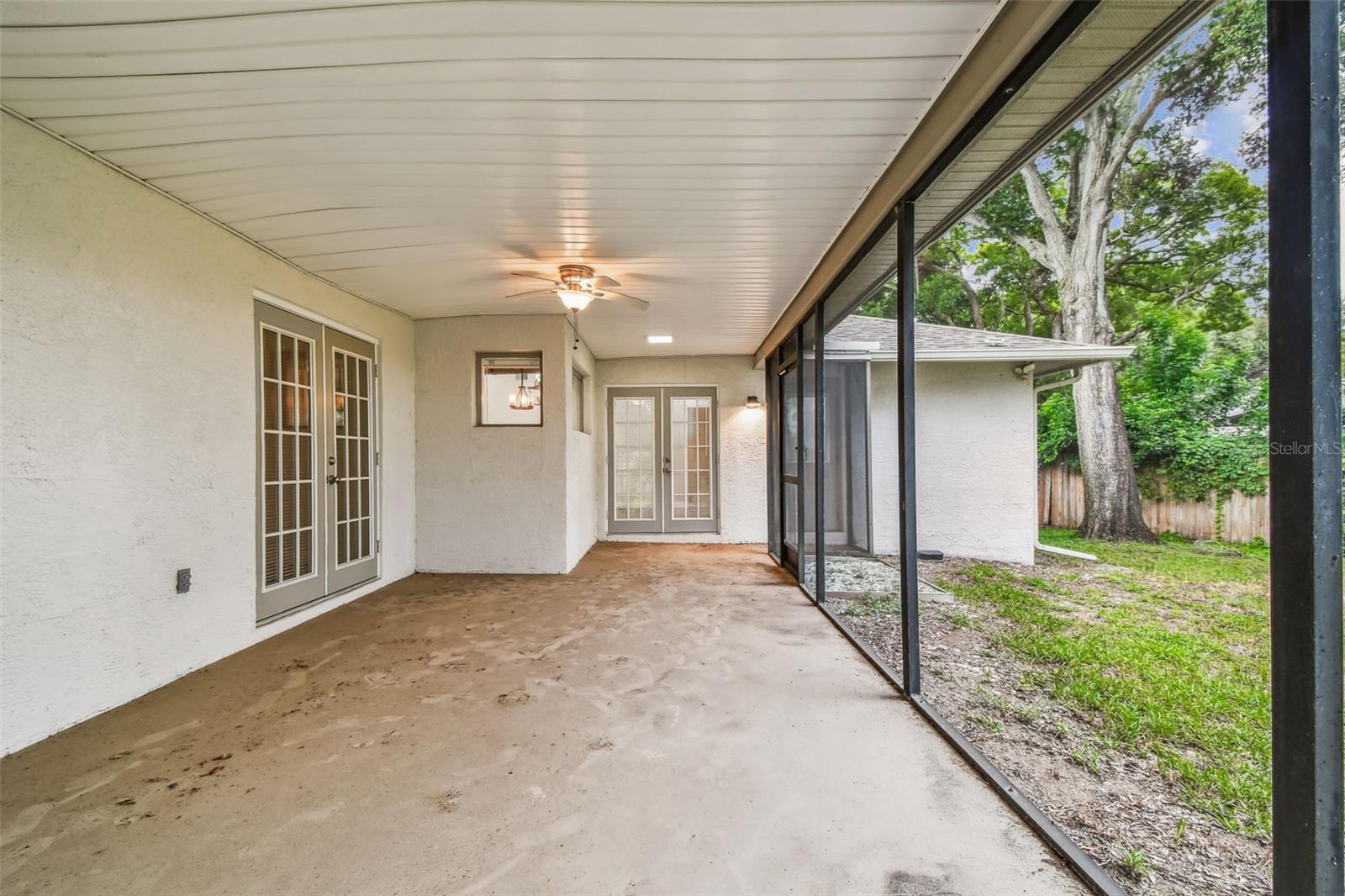 Covered & Screened back patio