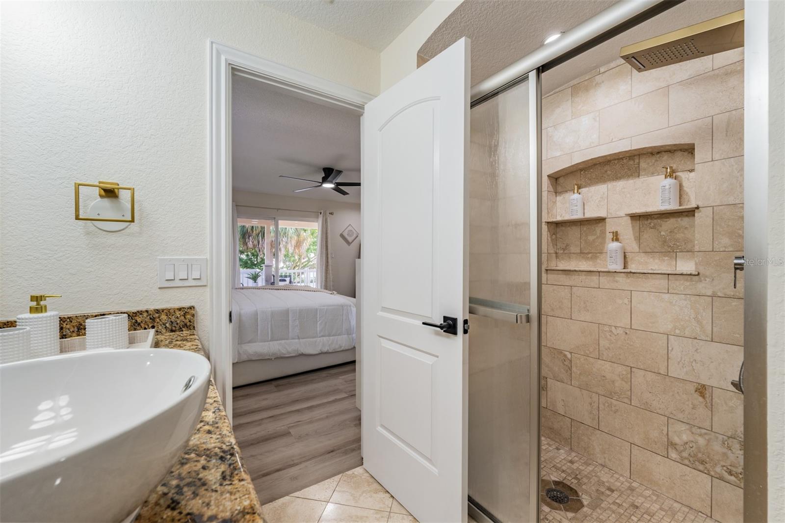 Master Bathroom 2nd Floor