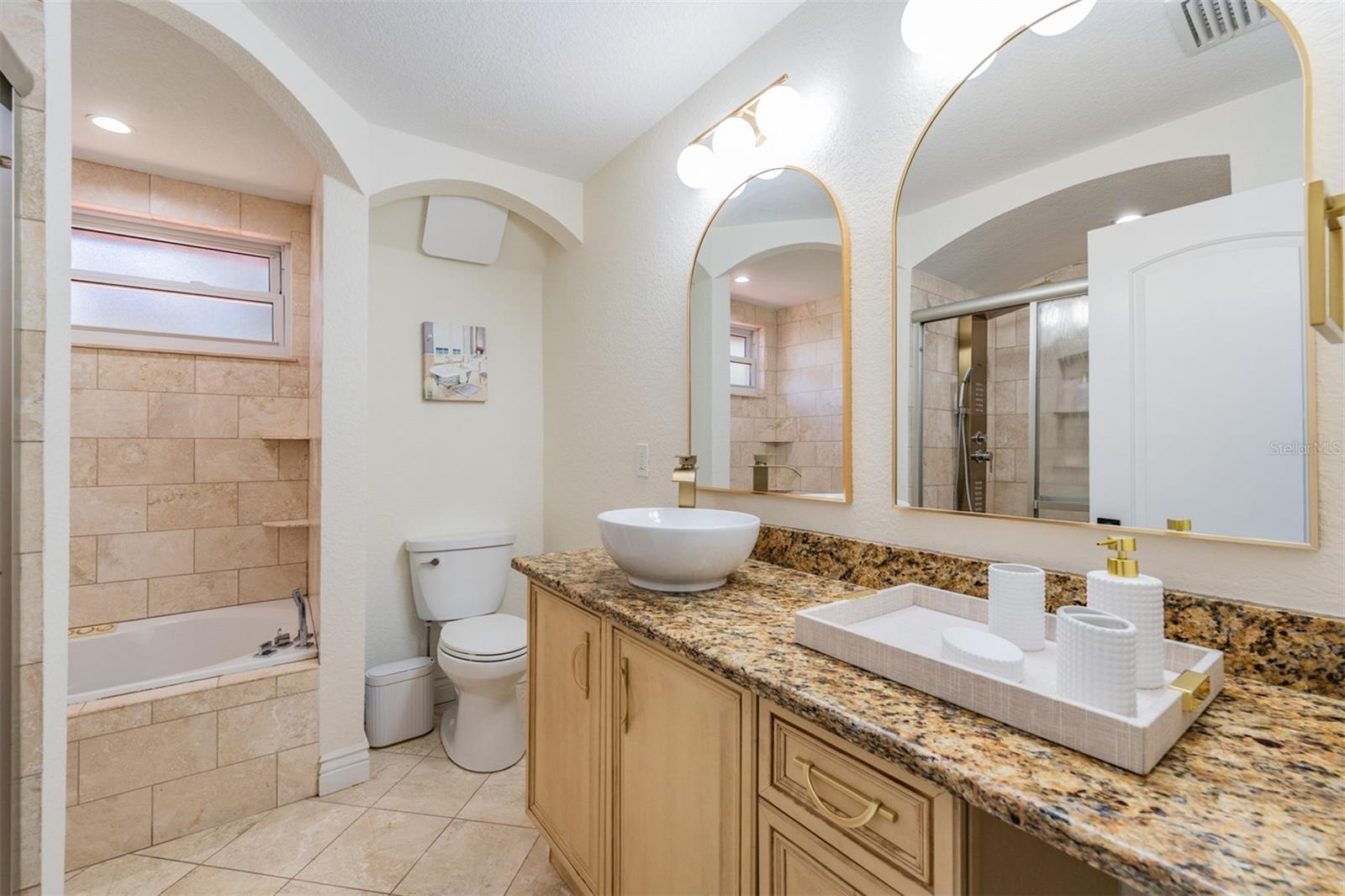 Master bathroom 2nd floor