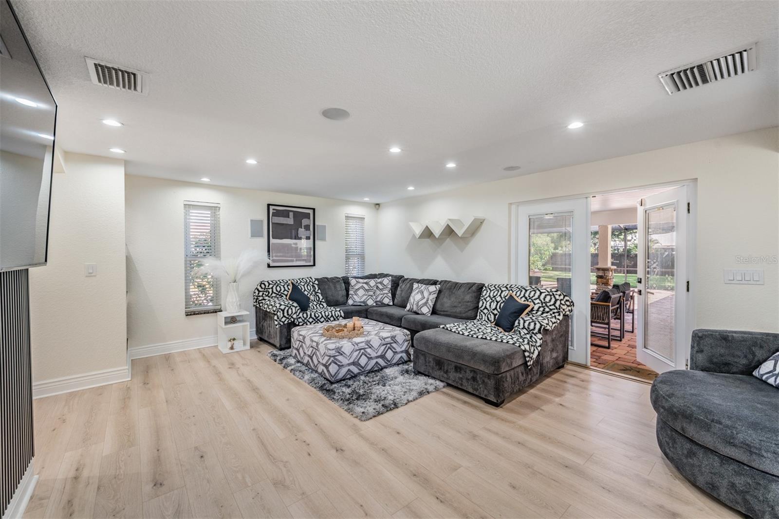 Living room 1st floor