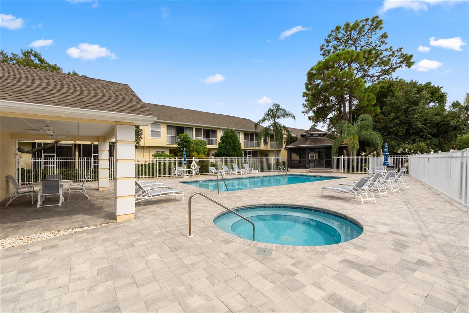 Community pool