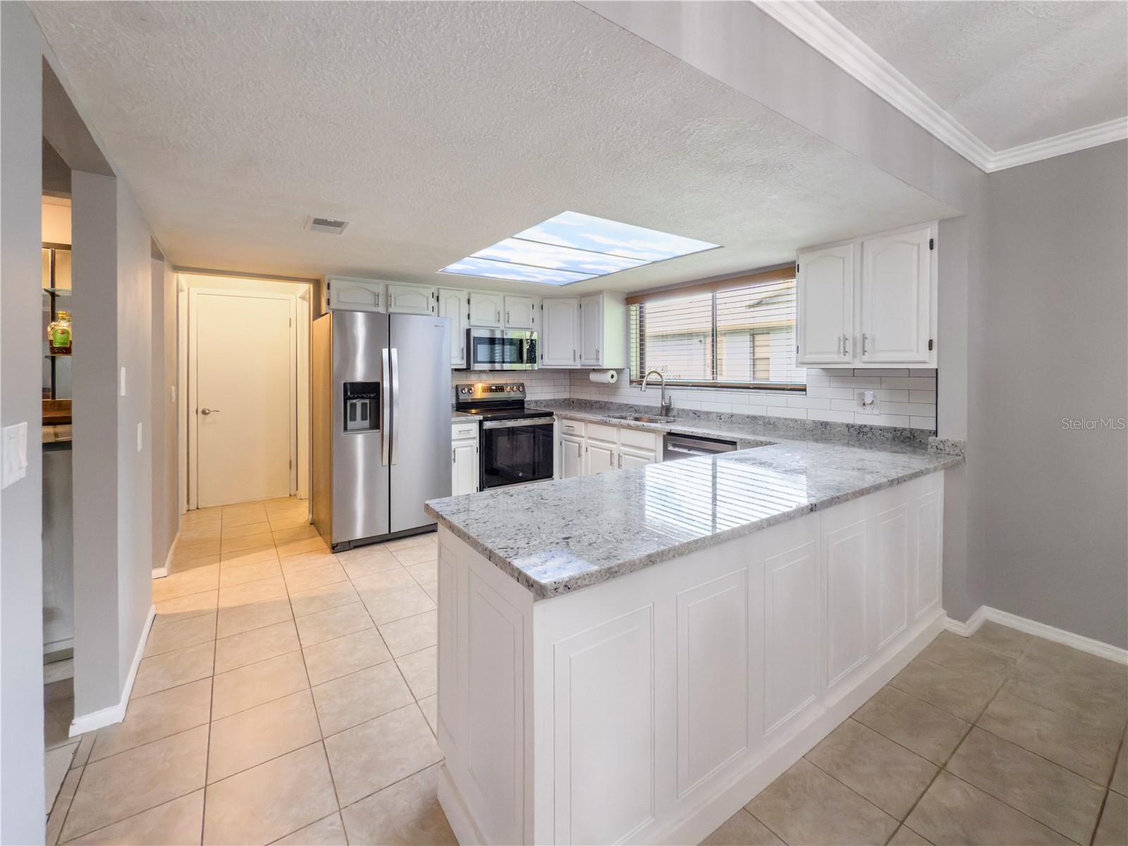 Kitchen with Large Peninsula