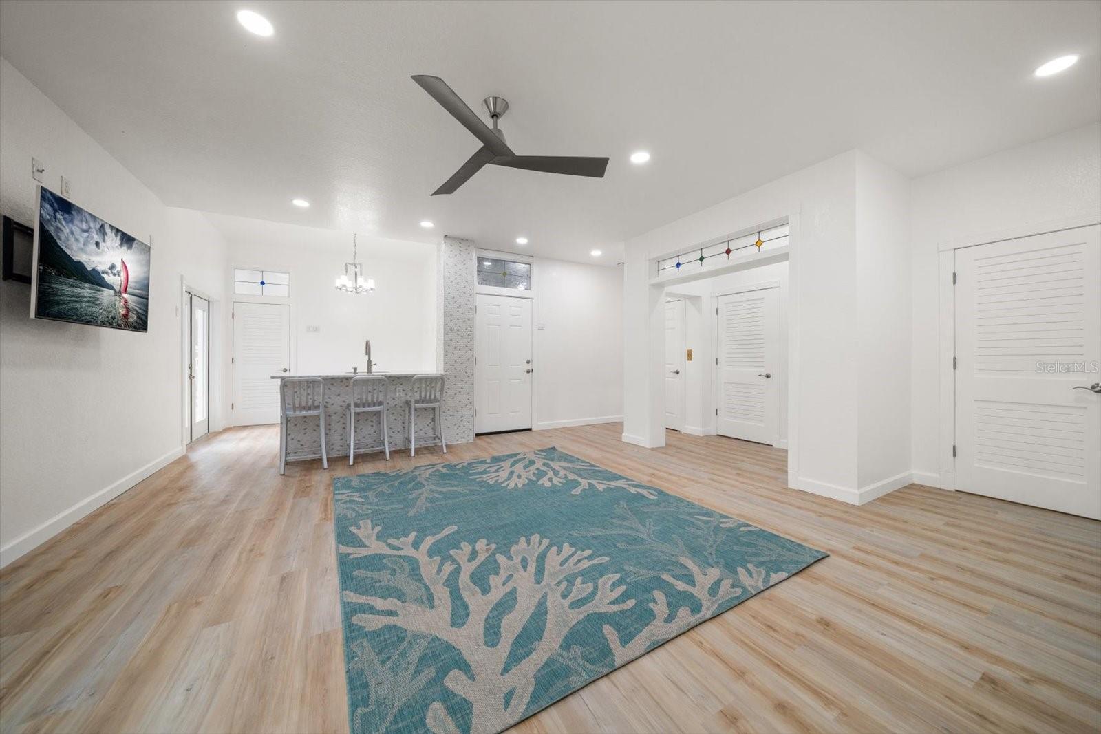 The flex space offers a casual bar, full bathroom and private entry/exit.