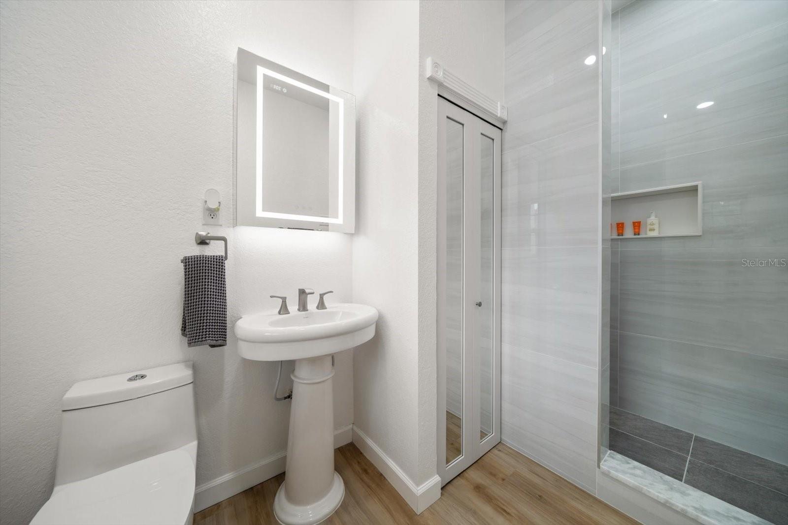 Full bathroom on ground level.