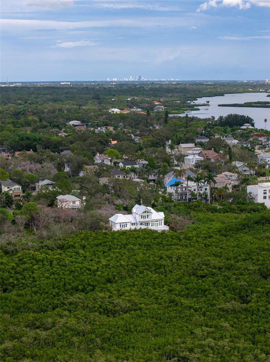 An oasis of PRIVACY in a world of fine living.