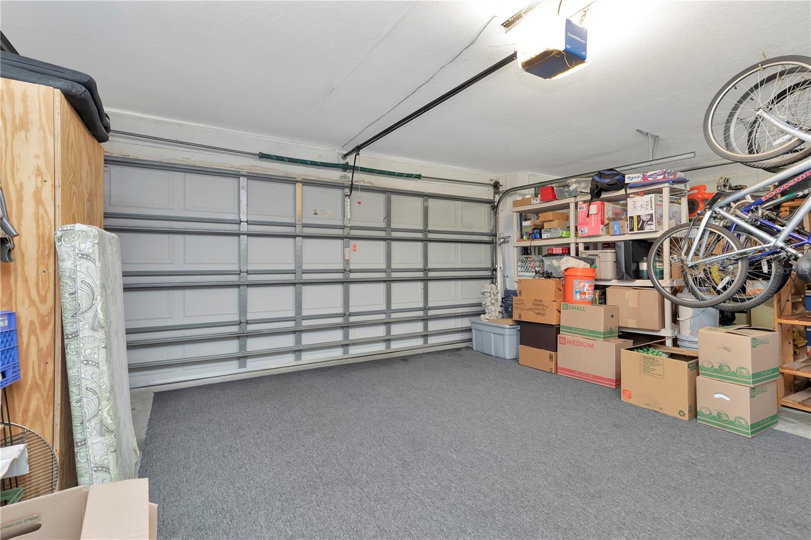 Lots of garage space