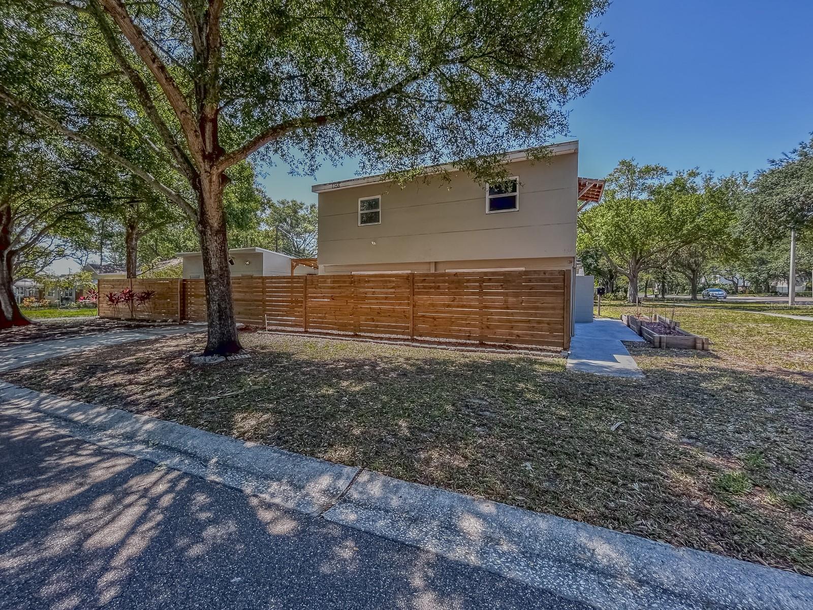 Side yard