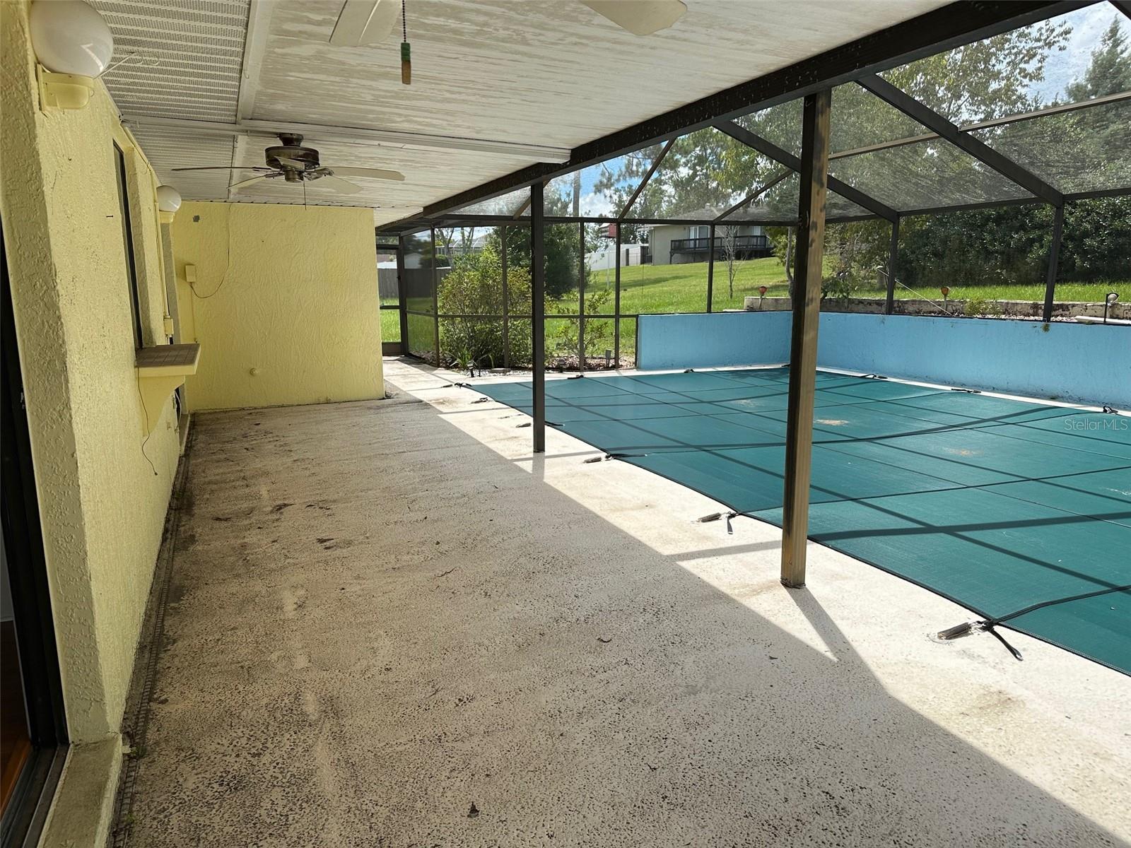 Pool deck