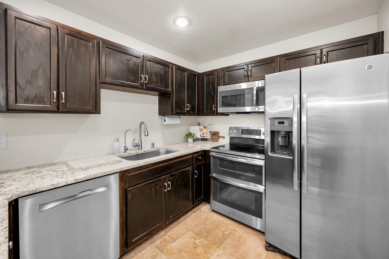 Stainless steel appliance