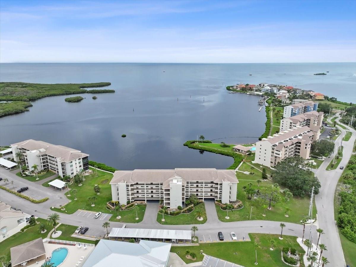 Direct Gulf Views