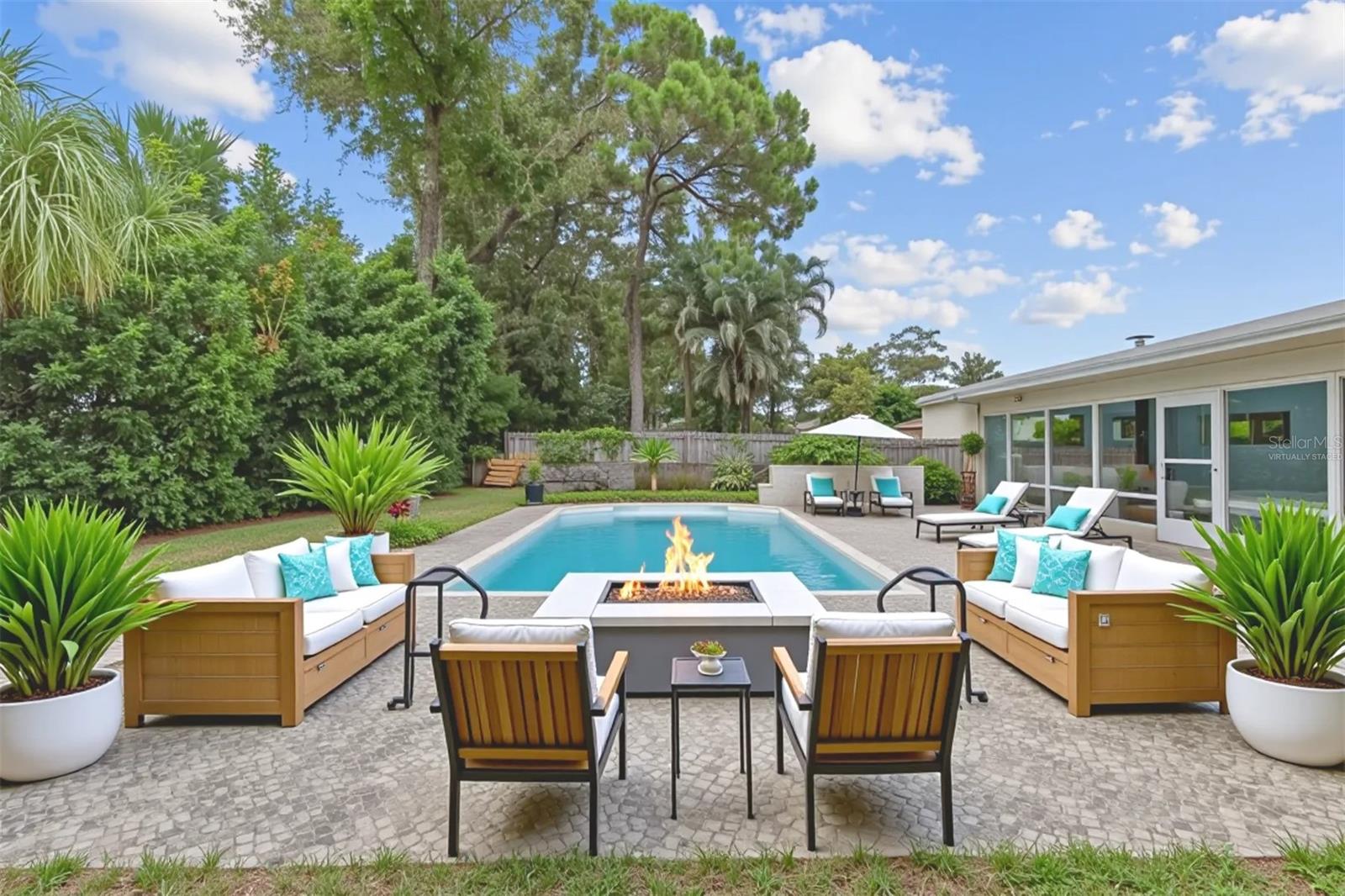 Virtually staged pool.