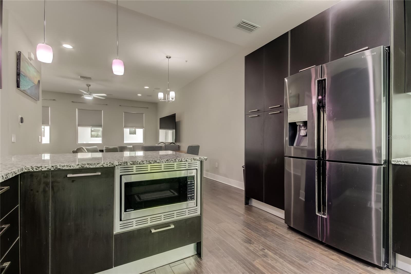 Kitchen (2nd floor)