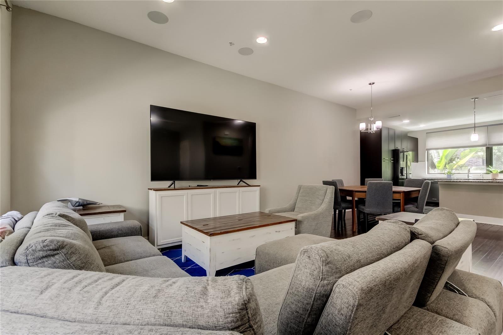 Living Room (2nd floor)