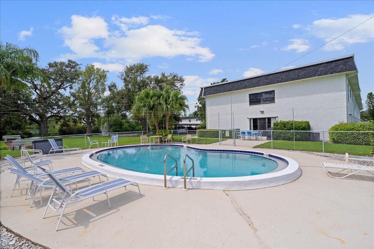 Community pool
