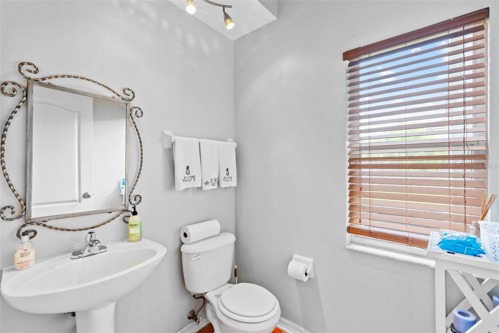 1st Floor 1/2 Bath