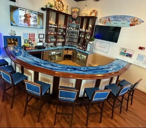 PRIVATE BAR