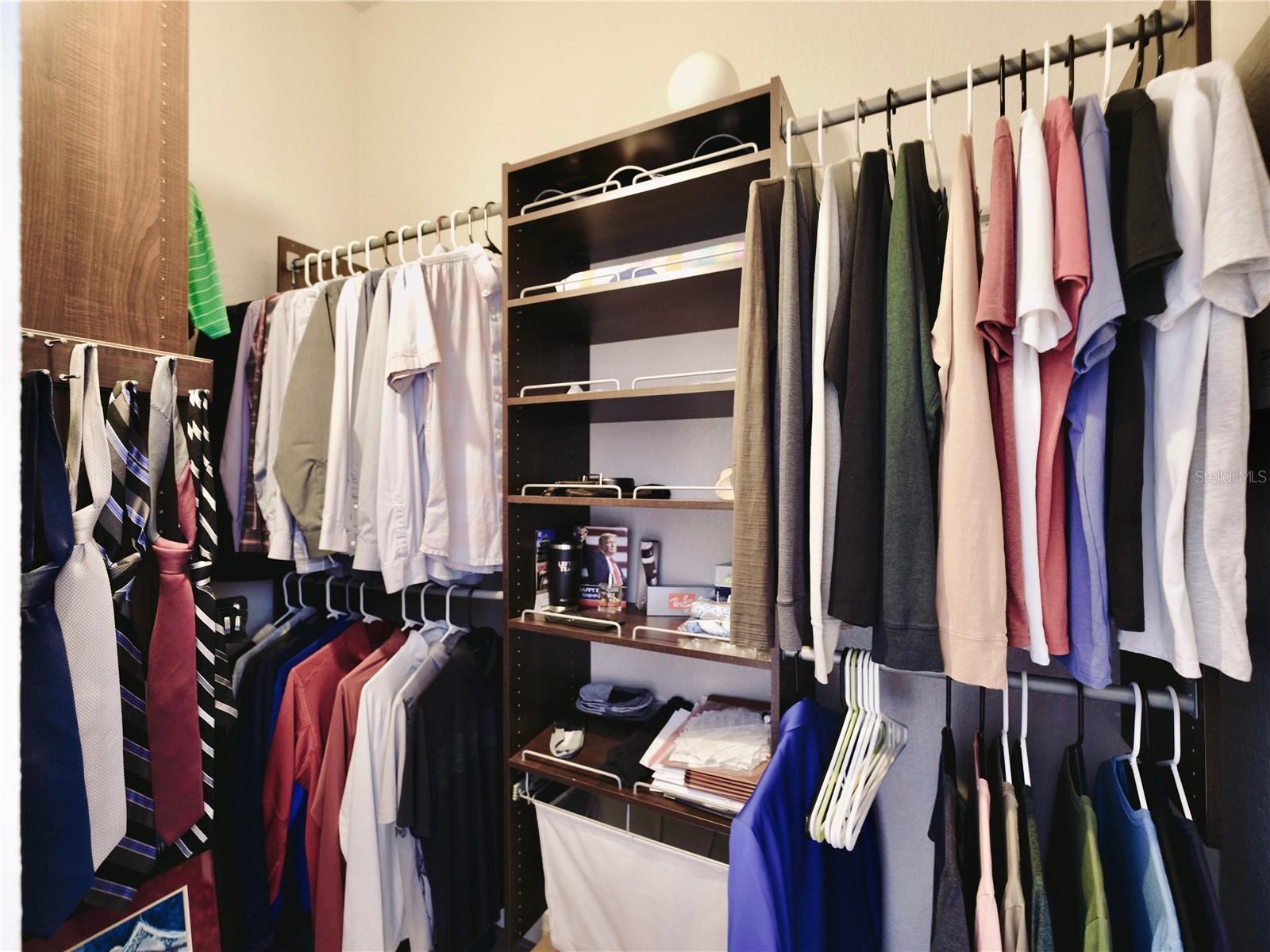 Walk-in Closet