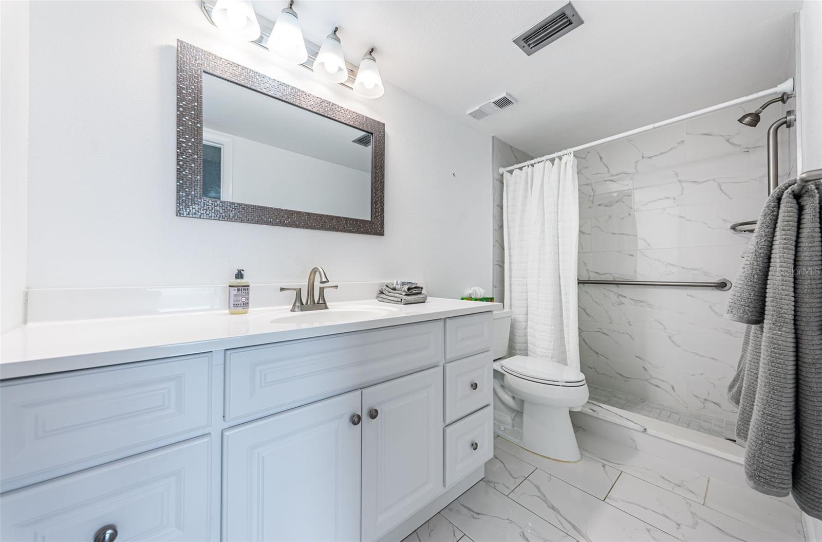 Elegantly Updated Master Bath