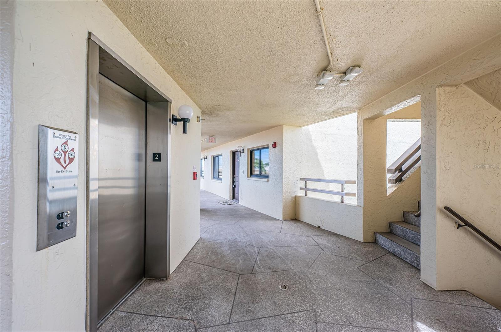 Building Elevator is Conveniently just  Steps away from #208