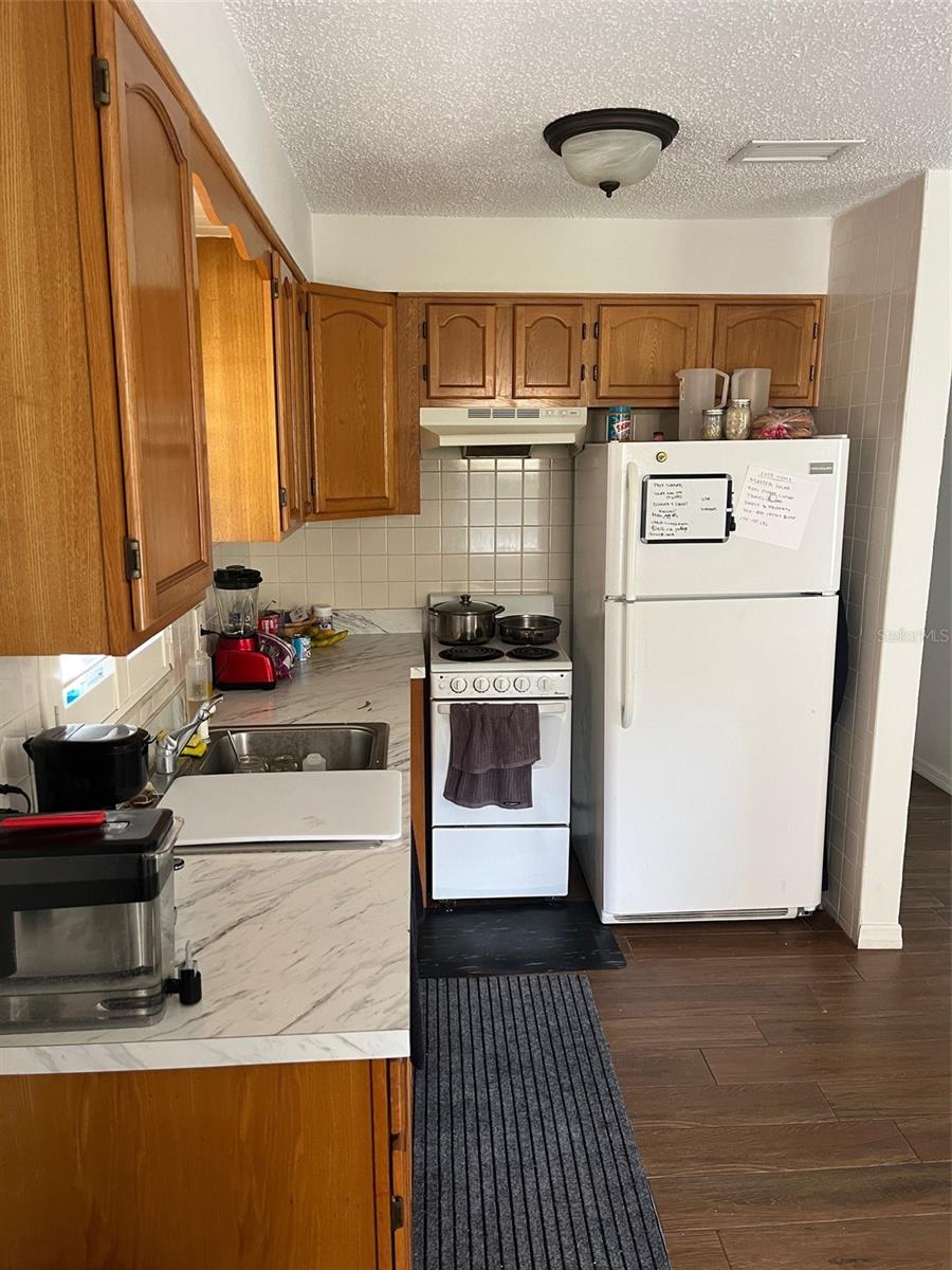 Cottage kitchen
