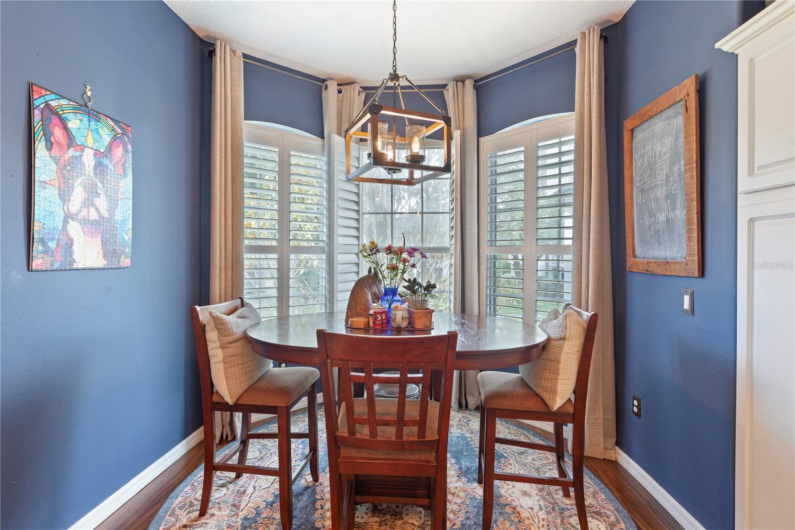 breakfast nook