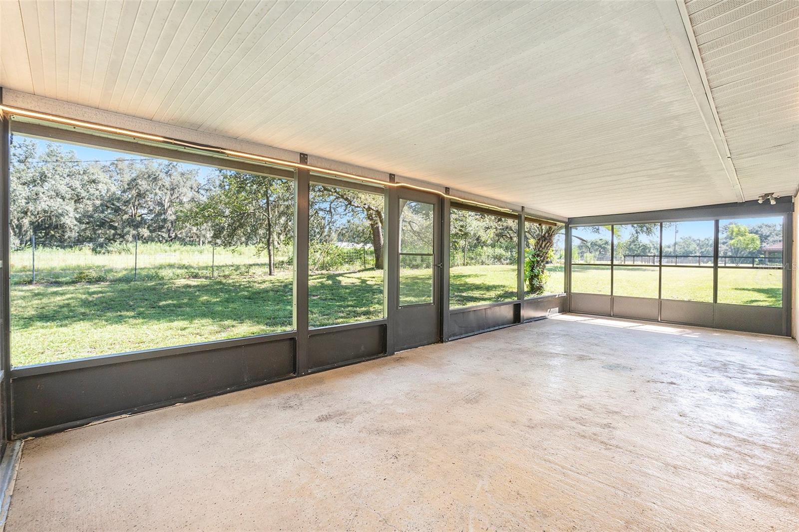 Large entertainment area