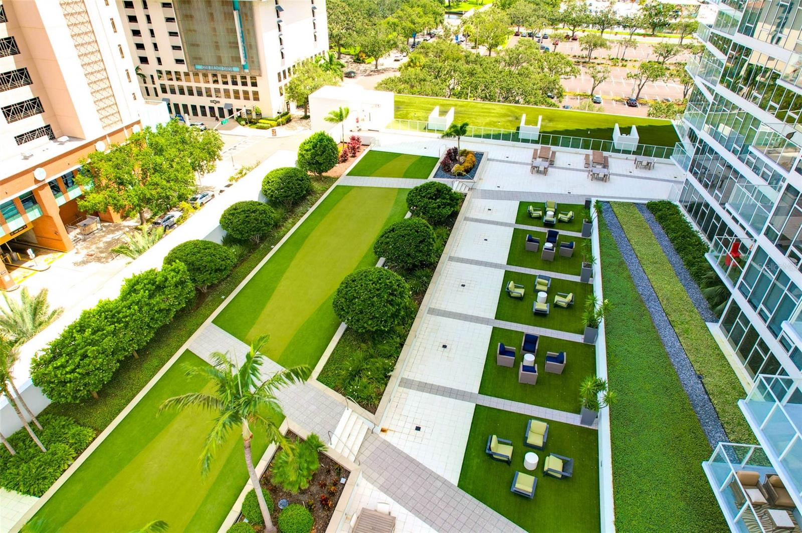 Amenities Deck