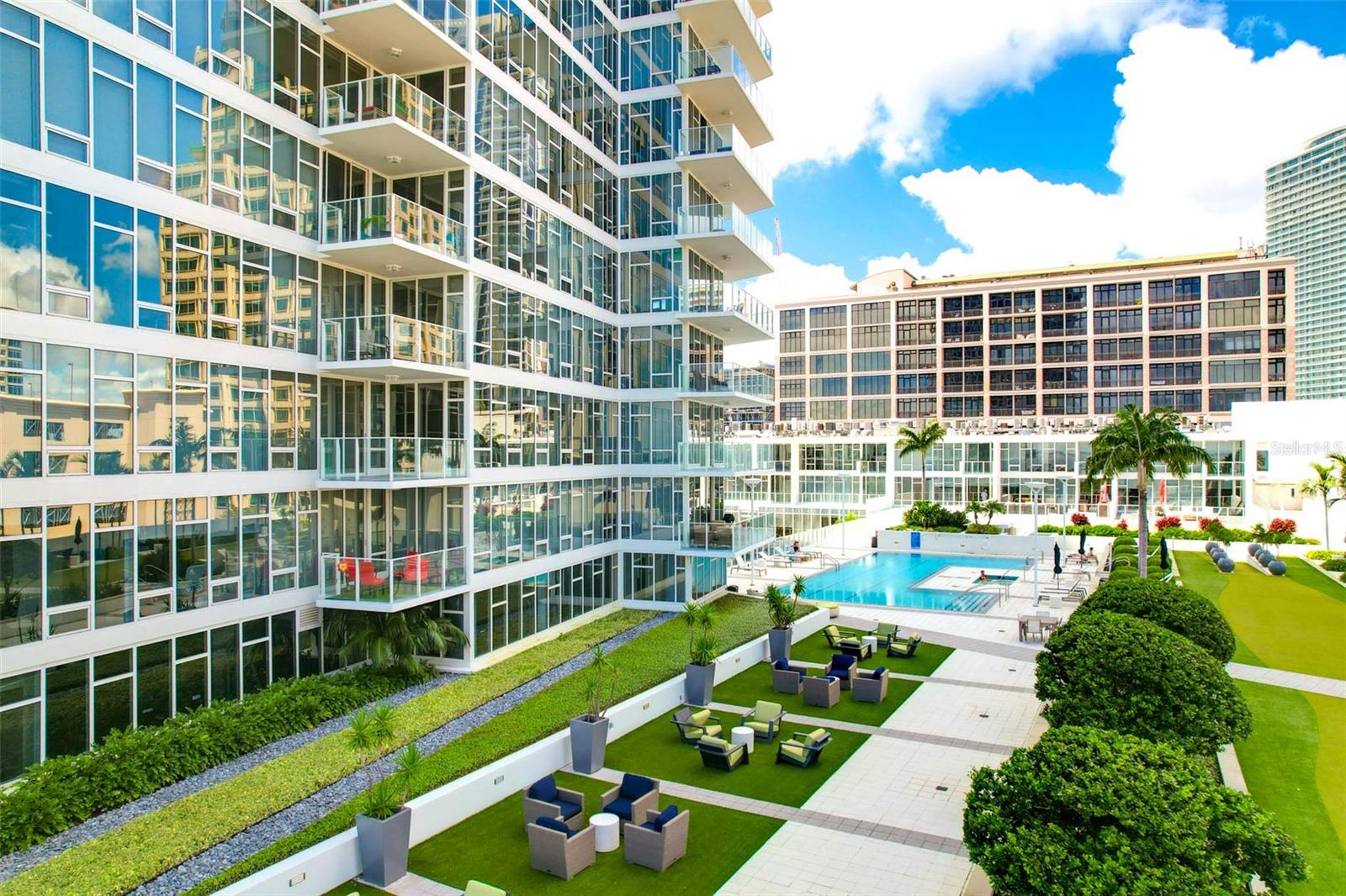 Amenities Deck