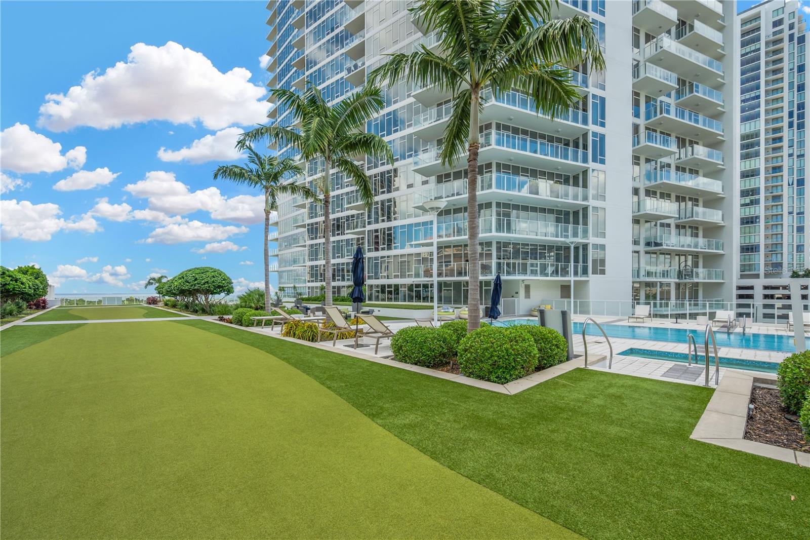 Amenities Deck