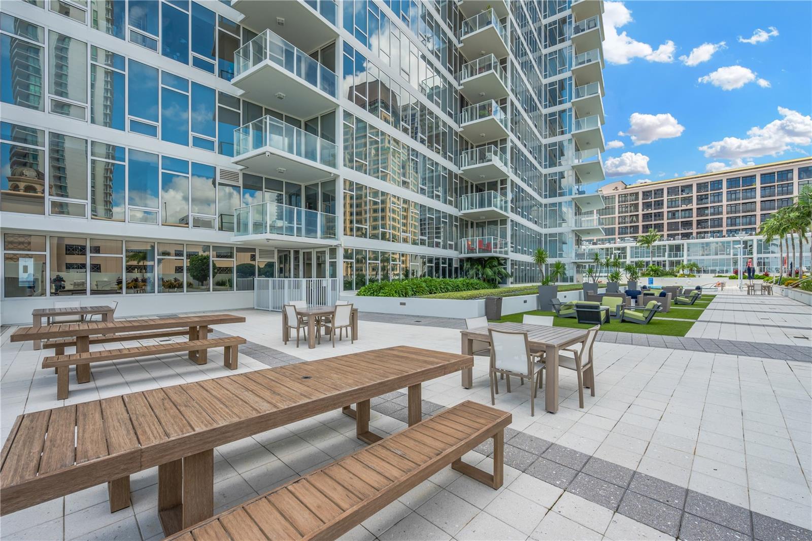 Amenities Deck