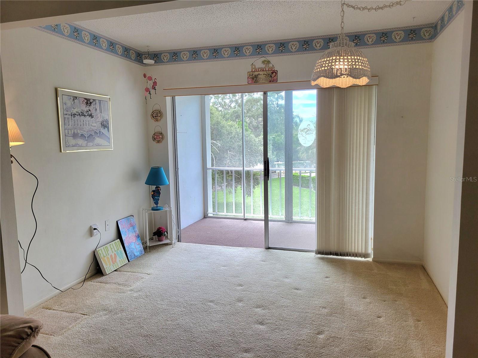 screened porch and bonus room