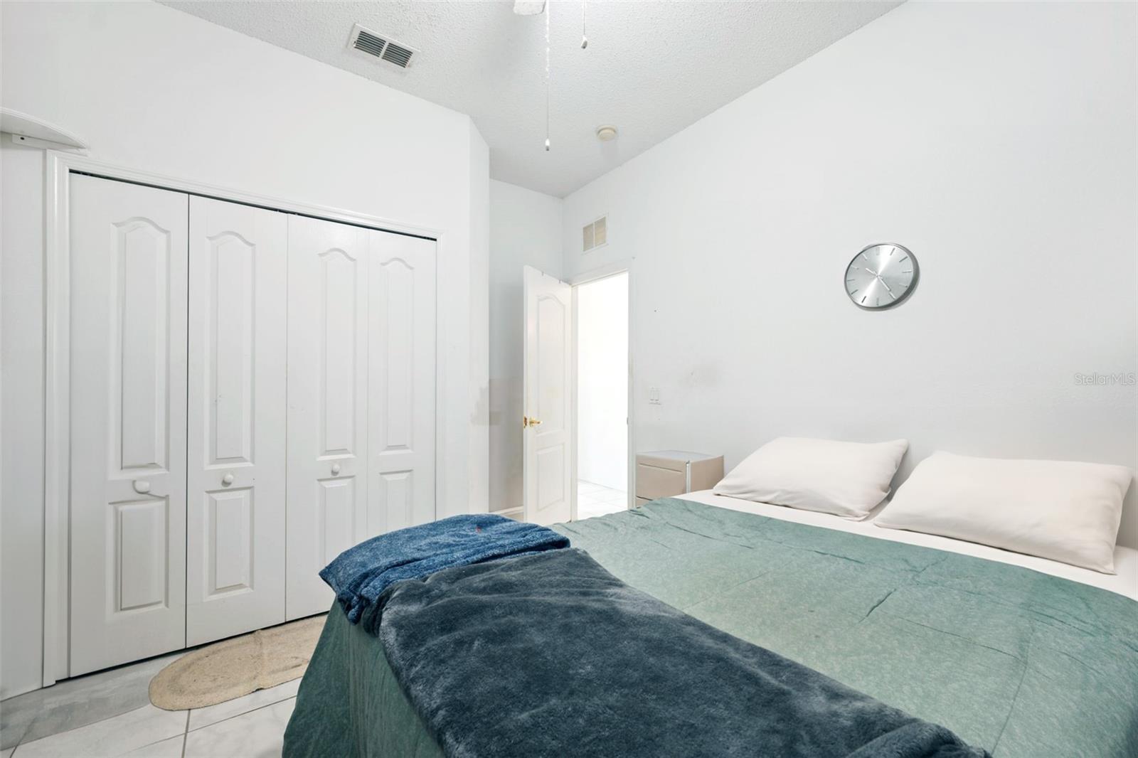 Guest Bedroom 2.