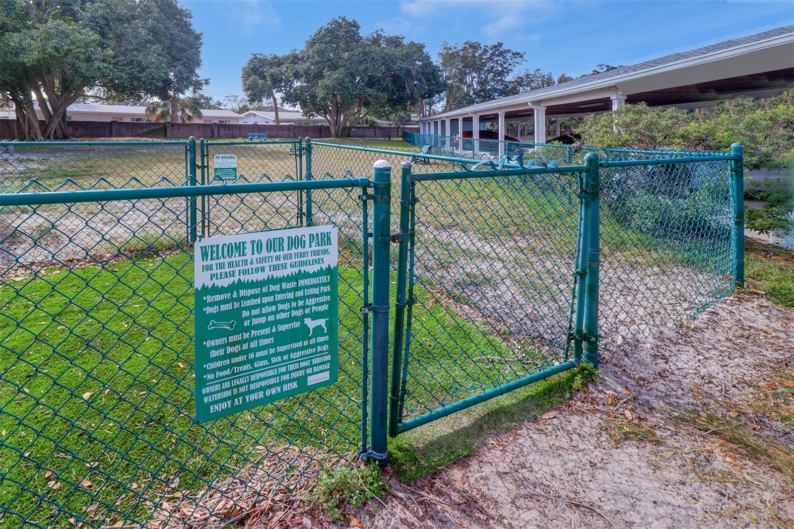 Waterside North - DOG PARK...woof woof!