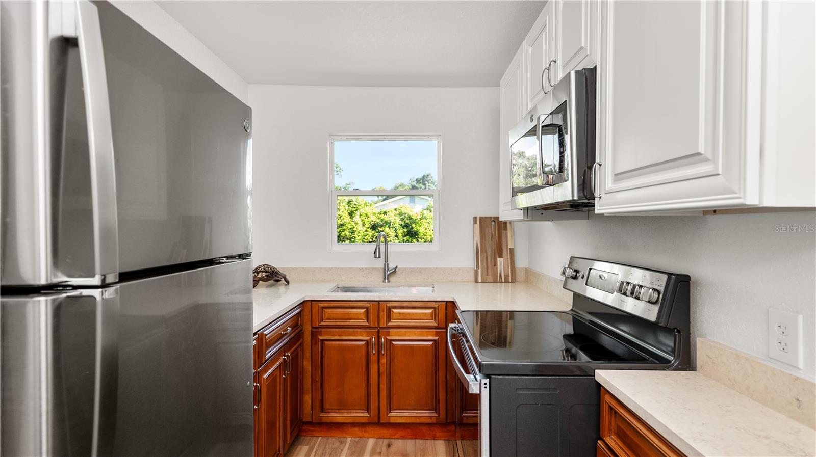 Kitchen- Updated appliances