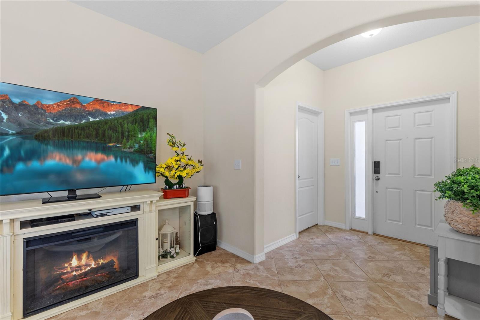 Interior Entryway