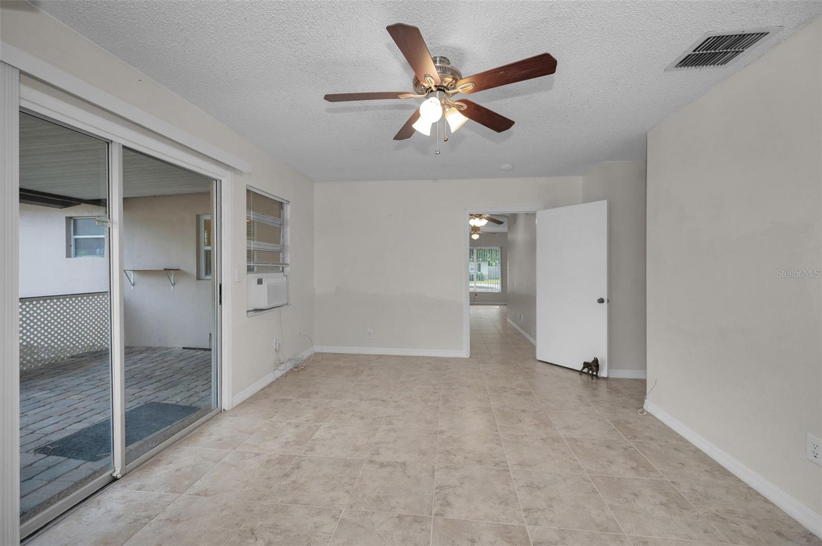 AUD or MIL area or Primary bedroom, office