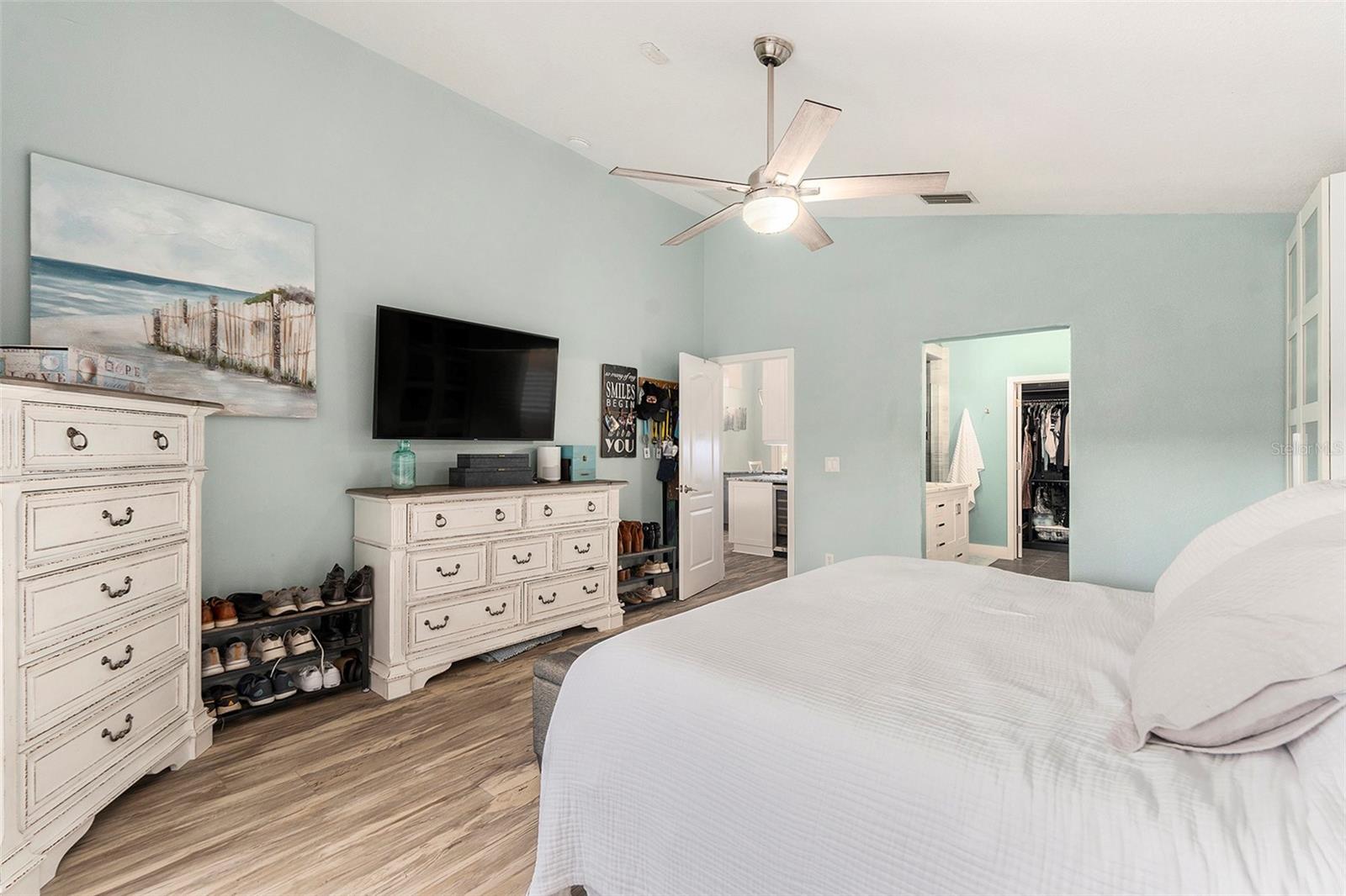16422 Bridgewalk Drive, Lithia, FL 33547 - Primary