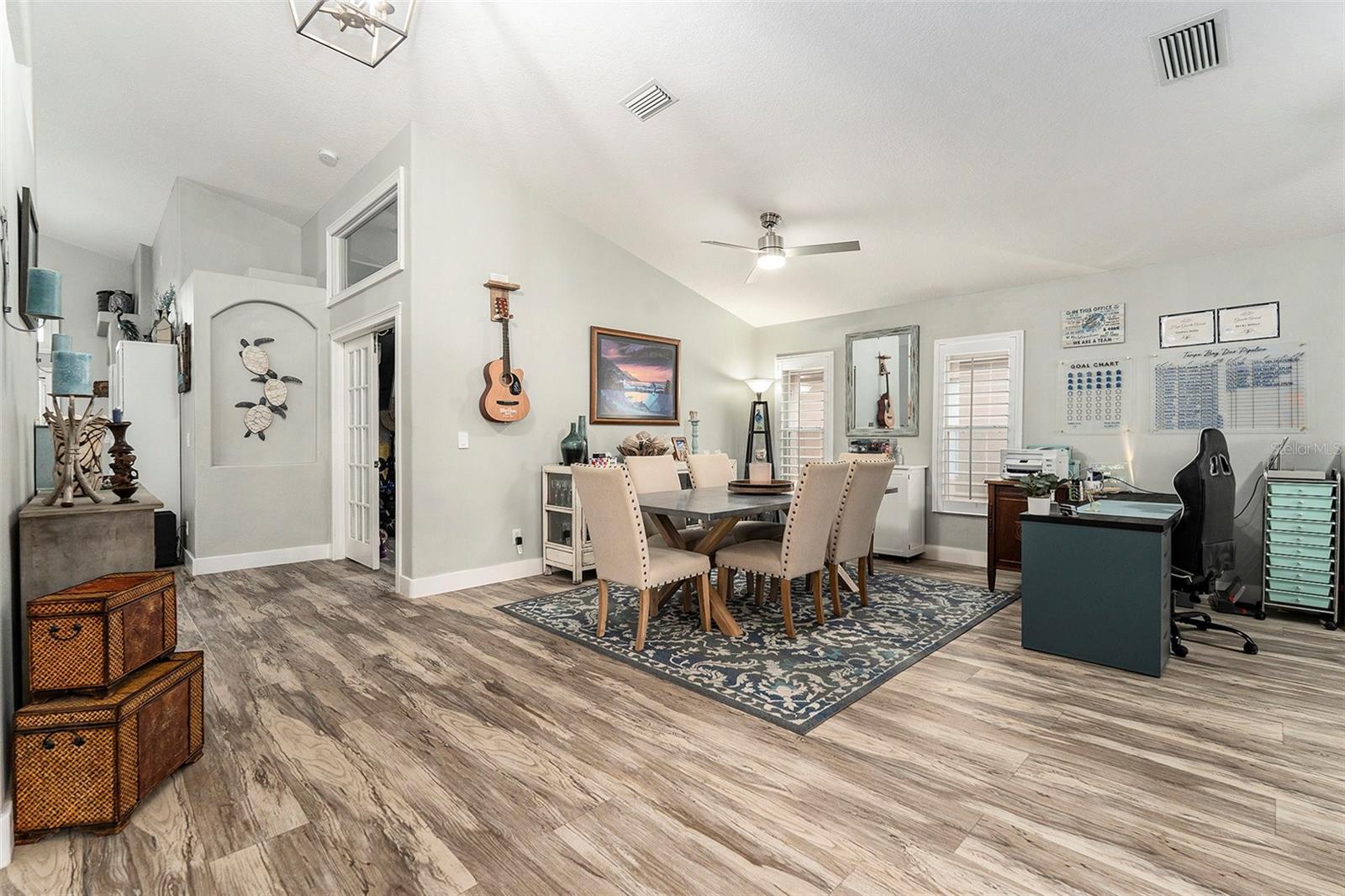 16422 Bridgewalk Drive, Lithia, FL 33547 - Dining Room