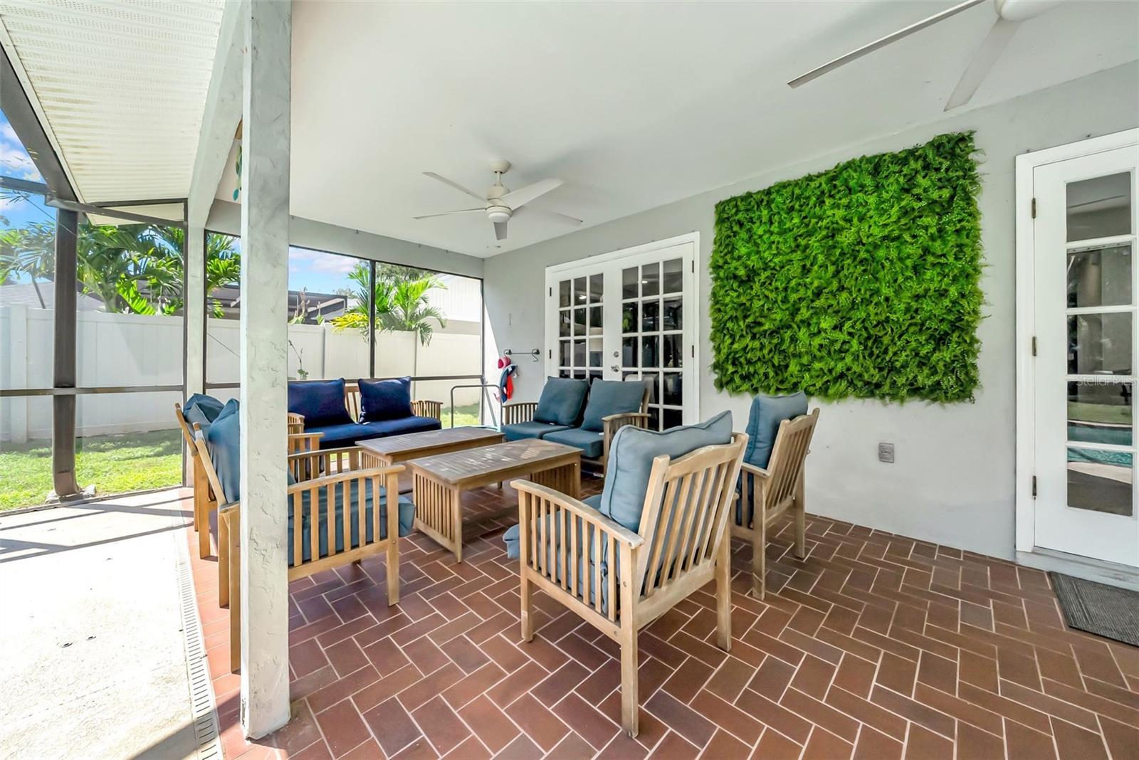 Rear Lanai