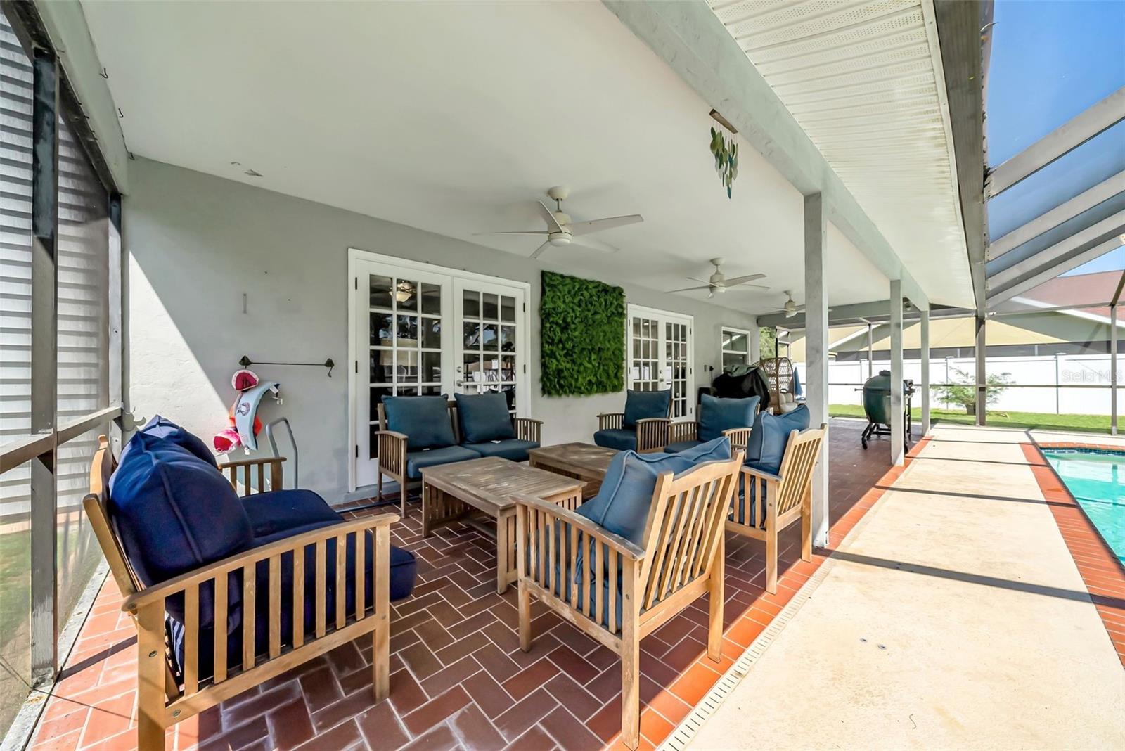 Rear Lanai