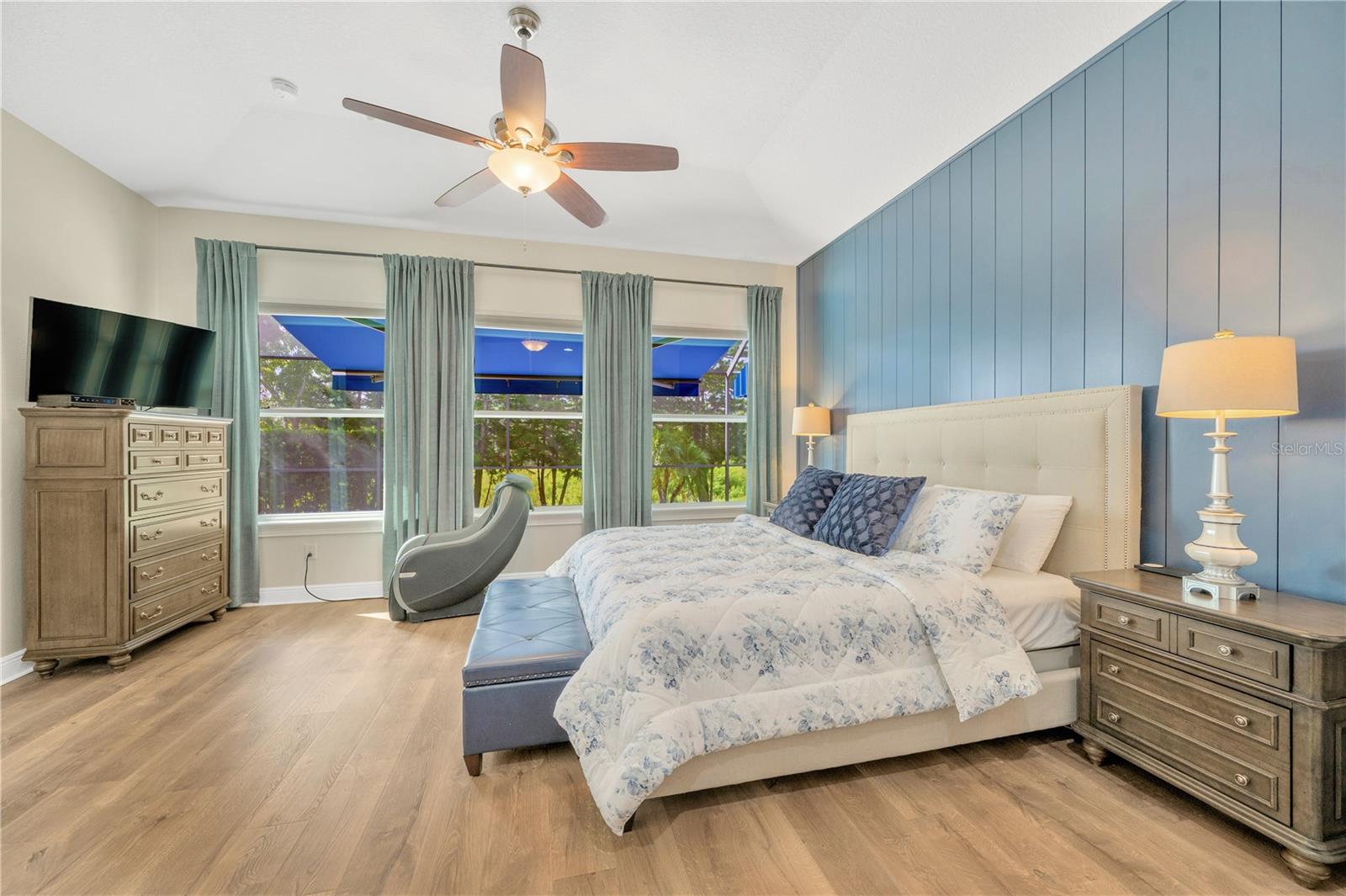 Master Bedroom 03